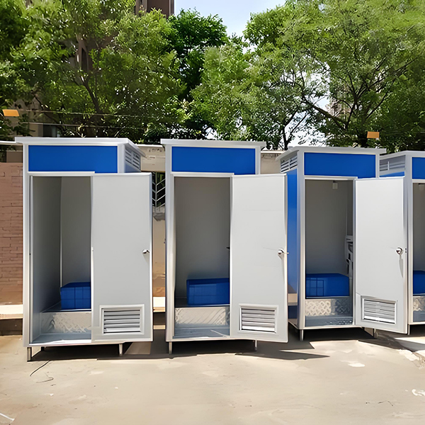 Mobile Public Toilet